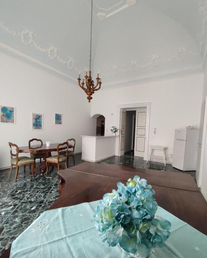 Dimora Della Marchesa - Al Duomo Apartment Manfredonia Luaran gambar