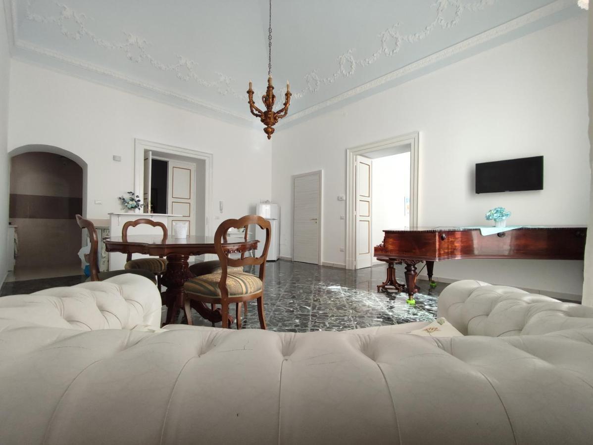 Dimora Della Marchesa - Al Duomo Apartment Manfredonia Luaran gambar