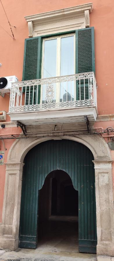 Dimora Della Marchesa - Al Duomo Apartment Manfredonia Luaran gambar