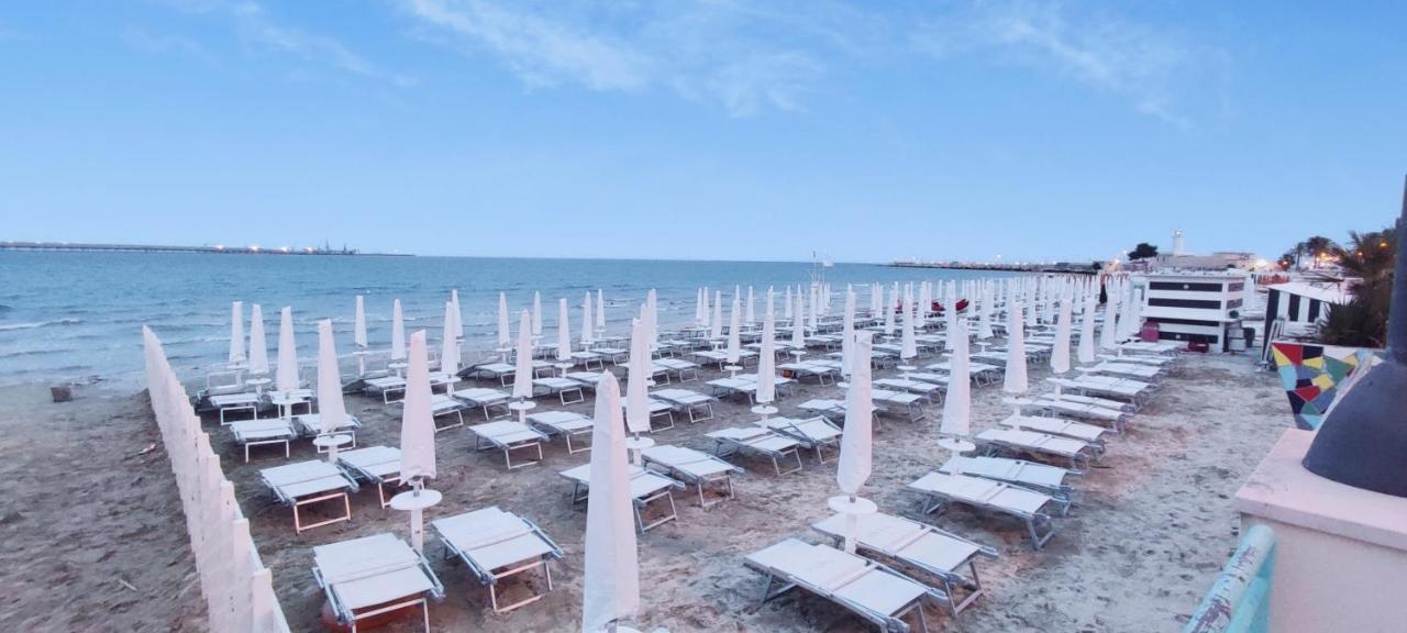 Dimora Della Marchesa - Al Duomo Apartment Manfredonia Luaran gambar