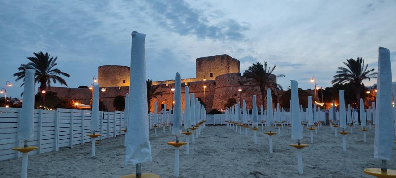 Dimora Della Marchesa - Al Duomo Apartment Manfredonia Luaran gambar